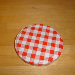 Låg, rødternet.