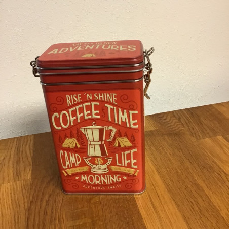 Kaffedåse, rød metaldåse i retro stil
