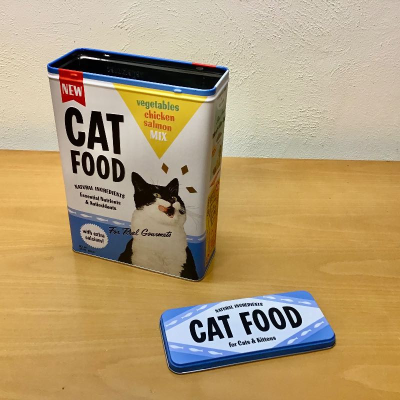 Metal dåse til katte foder