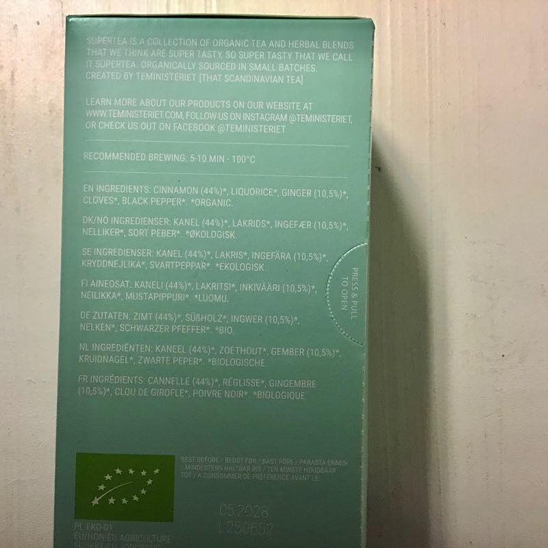Økologisk te med smag af kanel og ingefær. 20 tebreve fra Teministeriet.